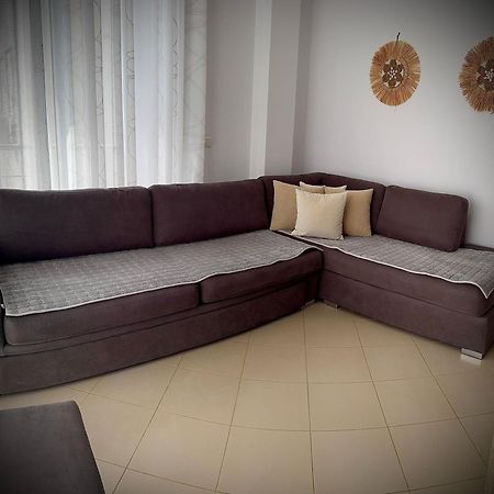 Endy Apartaments Orikum Luaran gambar