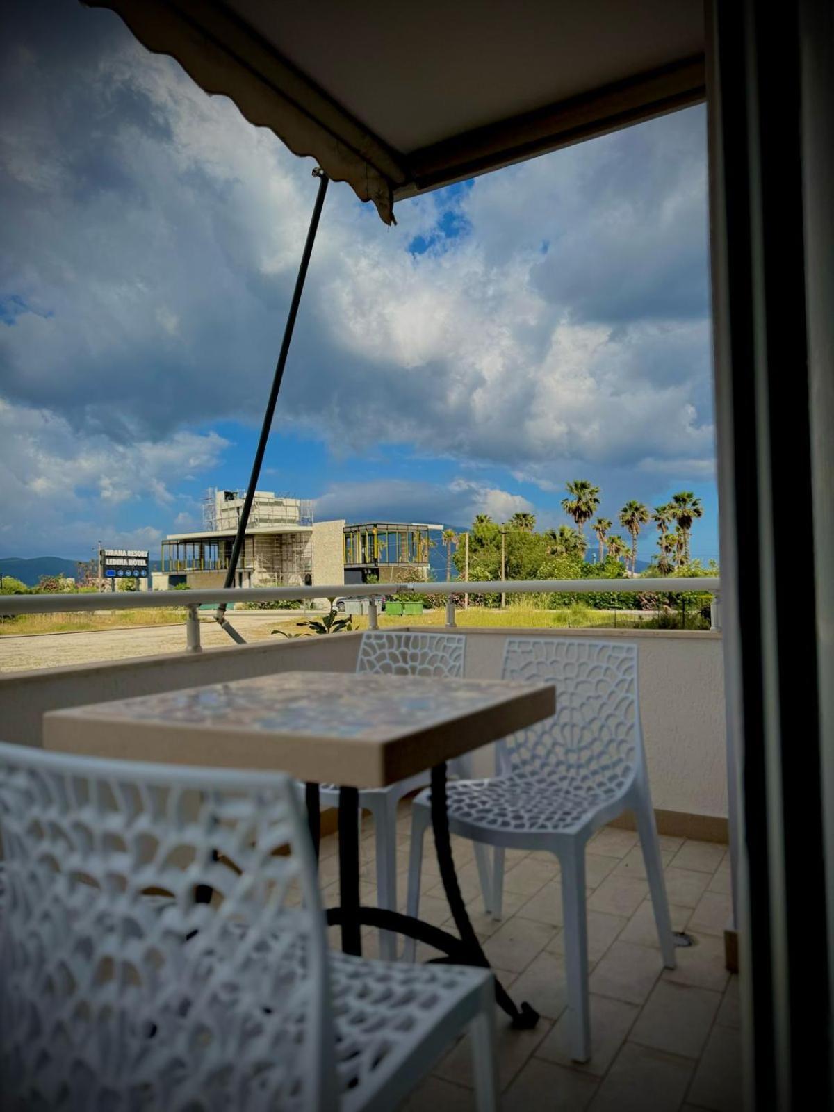 Endy Apartaments Orikum Luaran gambar